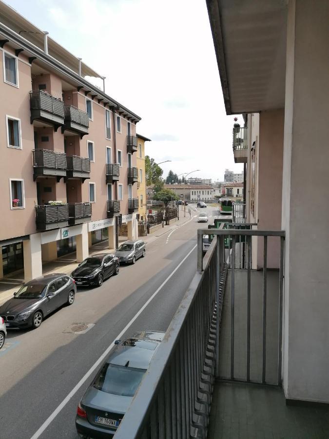 Angela Guest House In Centro Storico Конельяно Екстер'єр фото